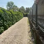 Con Giardino Semesterbostad Salerno