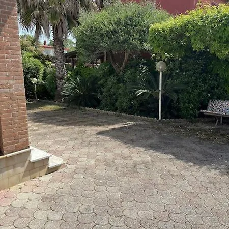 Semesterbostad Con Giardino Salerno